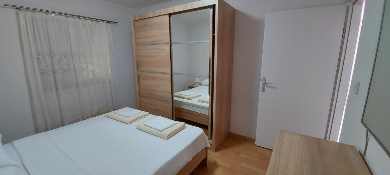 Apartment Anchi Сень Екстер'єр фото