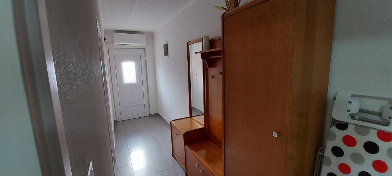 Apartment Anchi Сень Екстер'єр фото