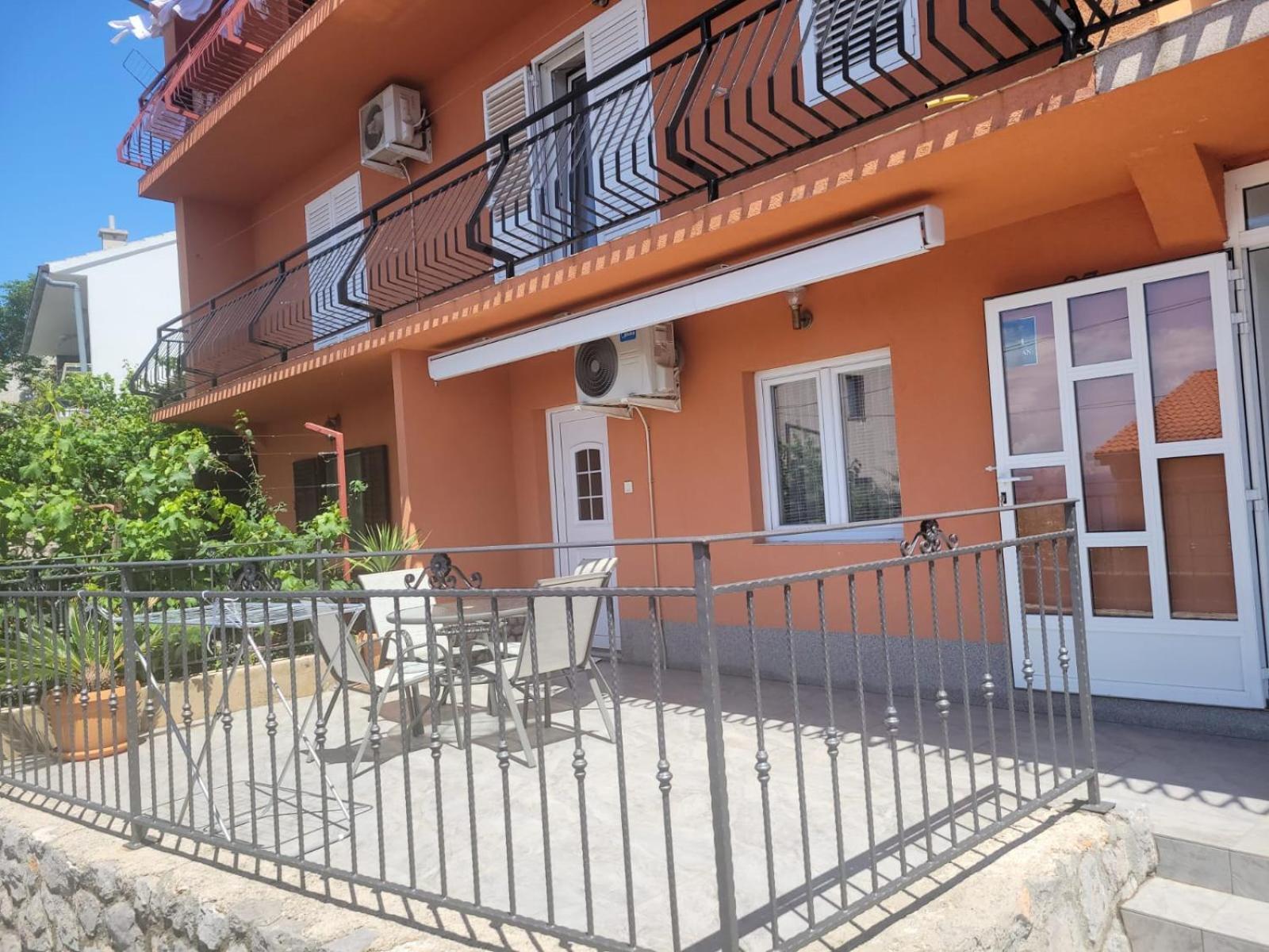 Apartment Anchi Сень Екстер'єр фото